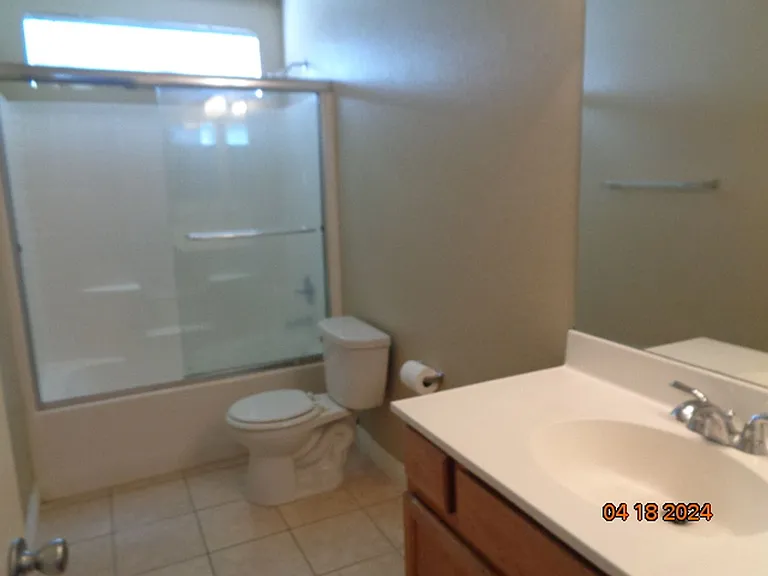 2064 W Avenue K #6 — Photo 19