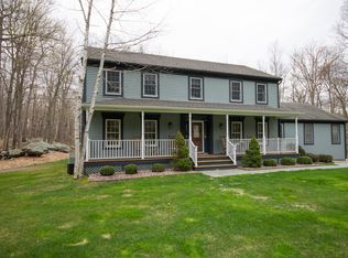 1 Banquo Brae Rd, Brookfield, CT 06804