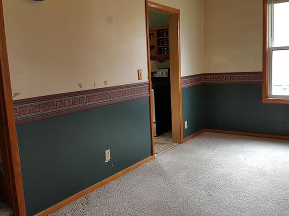 5th image of 316 Grand Ave