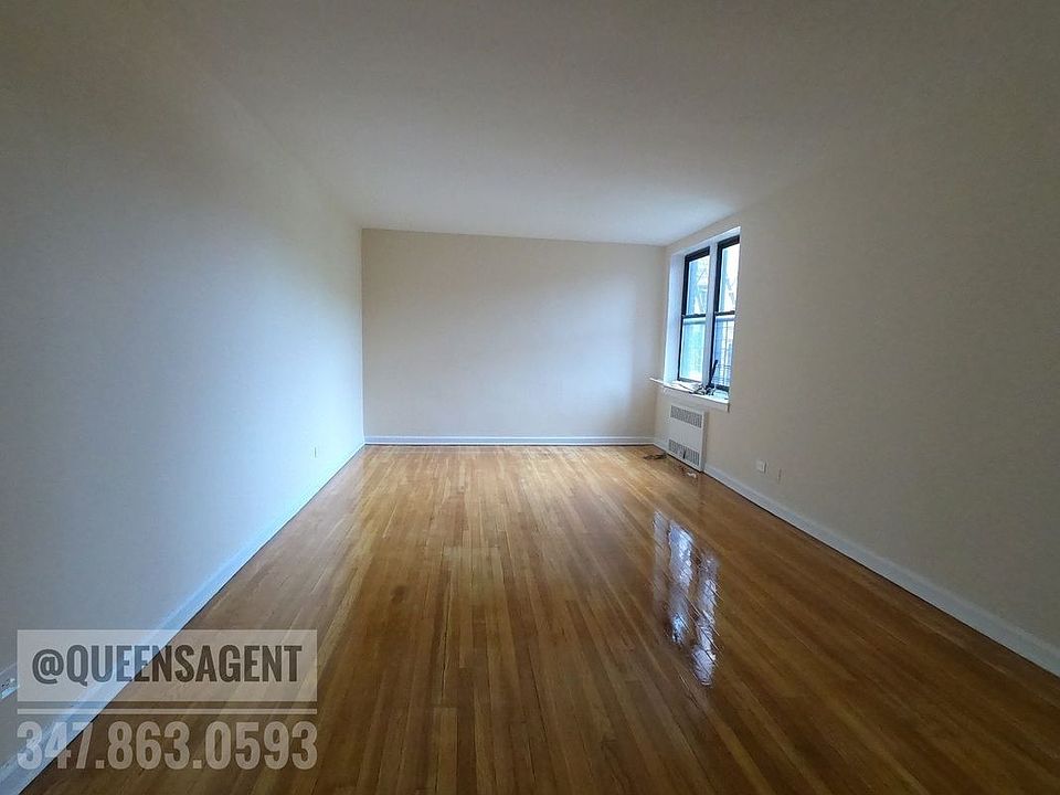 1st image of 140-55 Burden Cres