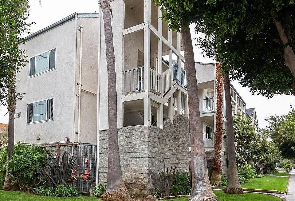 1st image of 601 S Grevillea Ave APT 5