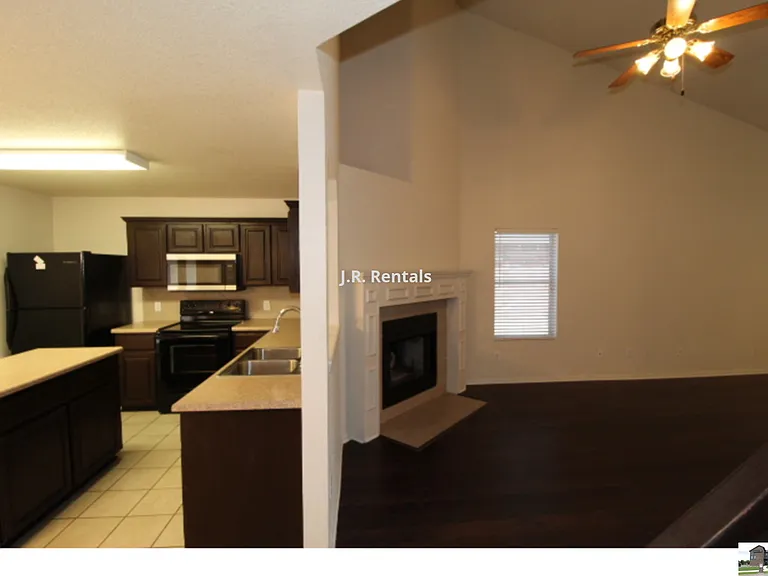 5611 Bertha Dr — Photo 60