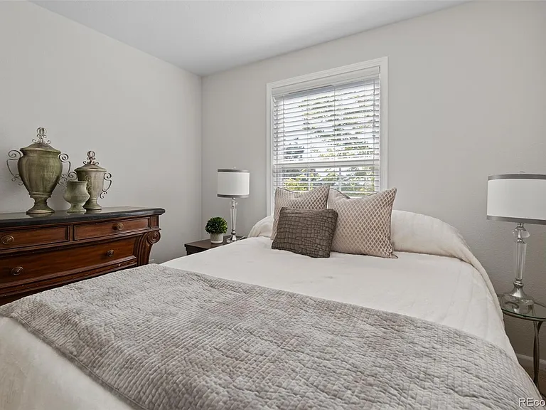 3947 Mallard Ln — Photo 36