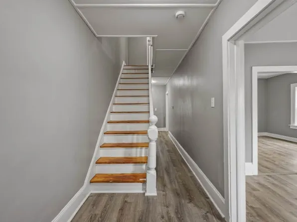 Beautifully Renovated 4-Bedroom Apartment Downtown Pittsfield $2,200/month, 5-6 Monteleone Pl, Pittsfield, MA 01201