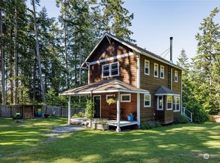 864 Fisherman Bay Rd, Lopez Island, WA 98261