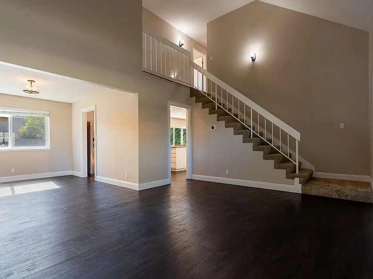 1359 Shade Oak Ln — Photo 2