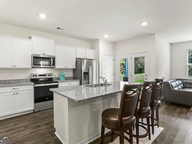3688 Chevington Ct SE — Photo 7