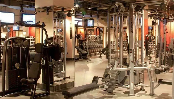 Rented by Level Group | media 13