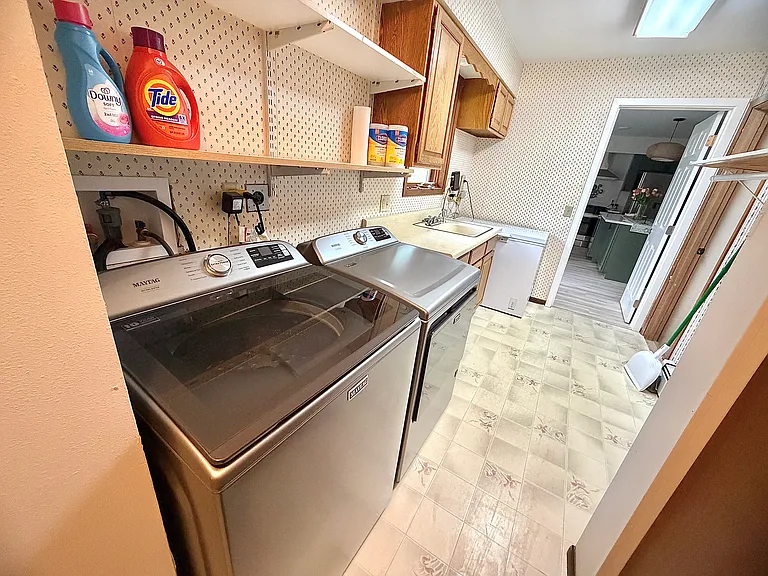 37041 Rafie St — Photo 25
