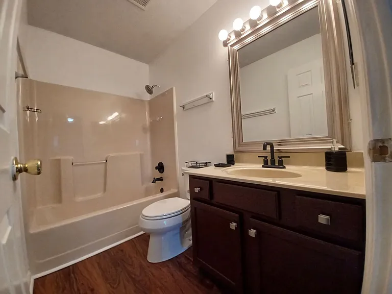 2043 Edgewood Dr #2 — Photo 21