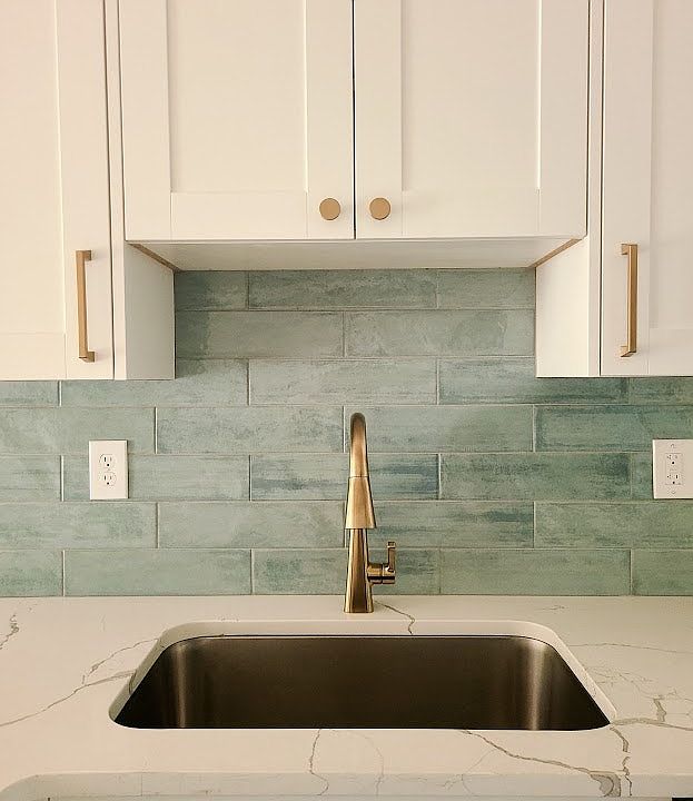Beautiful tile work backsplash