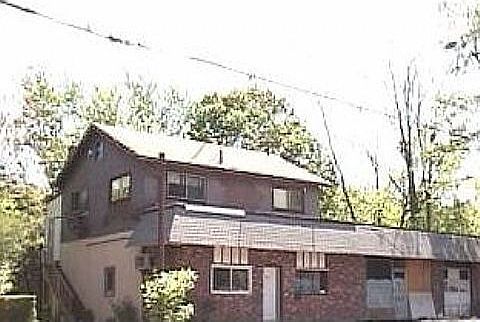 2nd image of 382 Cook Ave