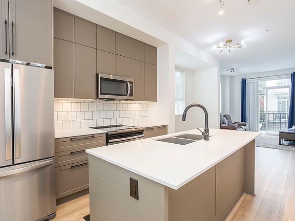 3rd image of 19696 Hammond Rd #47