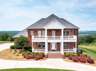 1530 James Ridge Rd, Loudon, TN 37774