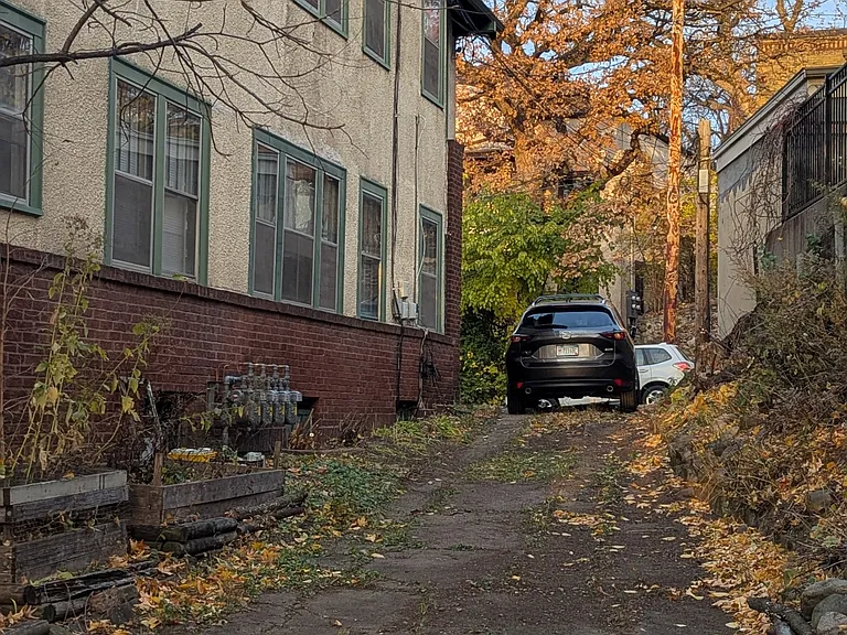 6 Barton Ave SE #4 — Photo 19