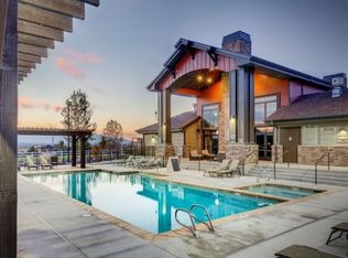 10123 S Creek Run Way UNIT F104, Sandy, UT 84070