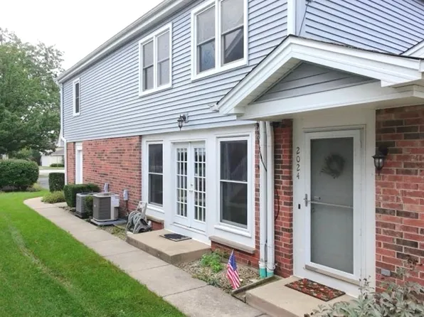 2024 N Old Hicks Rd #B6, Palatine, IL 60074