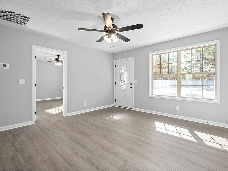 829 Southside Rd — Photo 8
