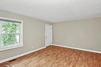 2401 Celia Ave #1 — Photo 2