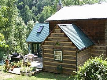 3rd image of 1368 Poplar Mills Ln