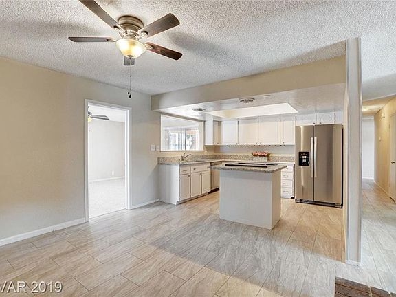 2nd image of 1617 Wildwood Dr