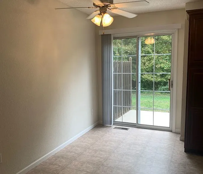 5606 NW Downing St — Photo 3