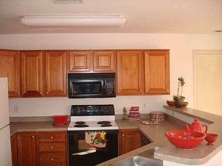 2nd image of 3900 McGarry Dr