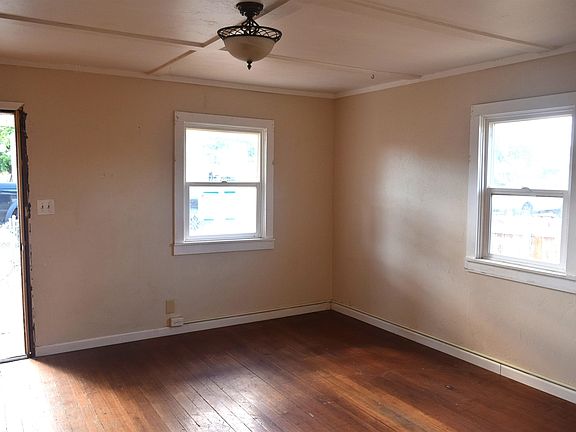 4th image of 2020 Aspen St