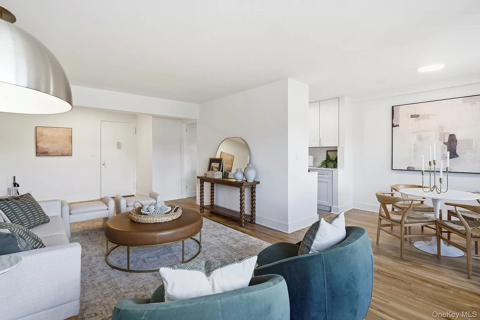 80 E Hartsdale Avenue #518 photo 1