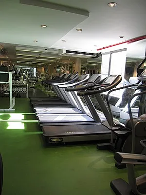 Rented by Newell and Assoc. | media 30