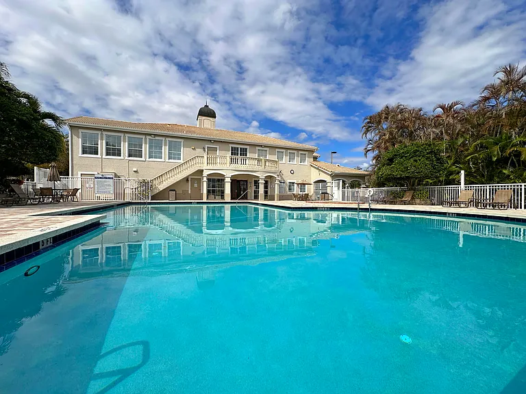 152 SW Peacock Blvd #27-206 — Photo 31