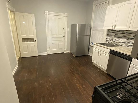 2nd image of 3143 N Southport Ave APT 1F
