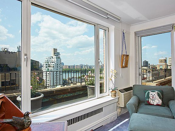5th image of 47 E 88th St Penthouse E