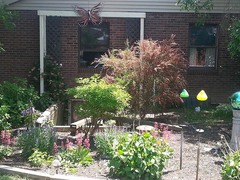 1st image of 314 White Pine Dr