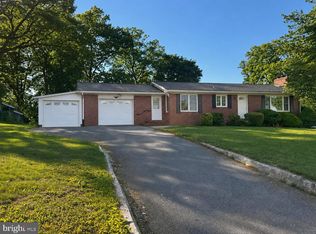 2224 Dennings Rd, New Windsor, MD 21776