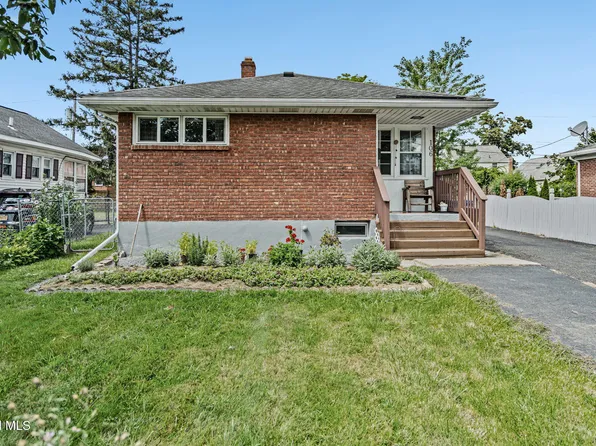 106 Edgecomb Street, Albany, NY 12209