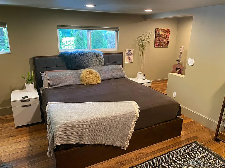 Spacious suite (king pictured), fresh air ventilation and black out blinds.