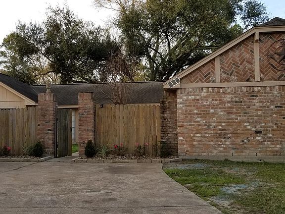 2nd image of 12310 Amado Dr