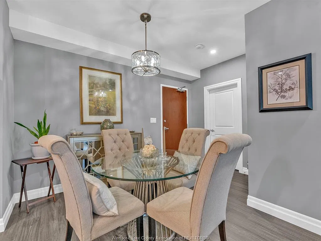2 bed, 2.0 bath, $2,550 — Photo 3