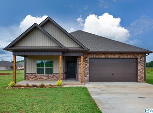 15047 Evans Rd, Athens, AL 35611