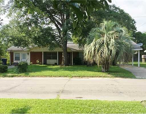 3rd image of 4709 Chippewa Dr