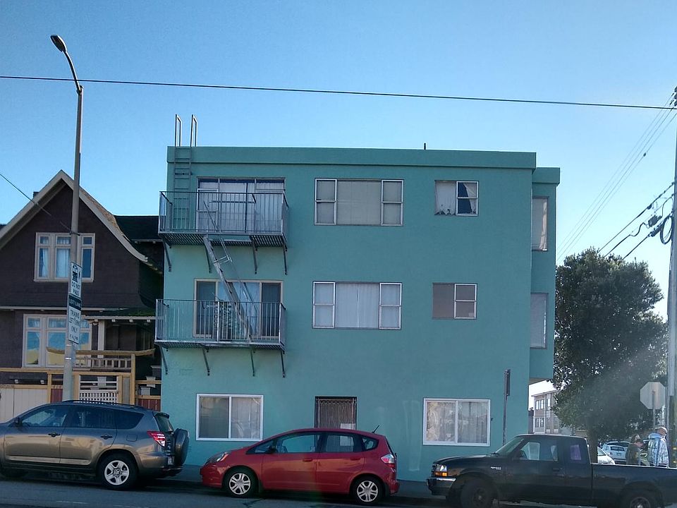 Private entrance facing Judah Street.