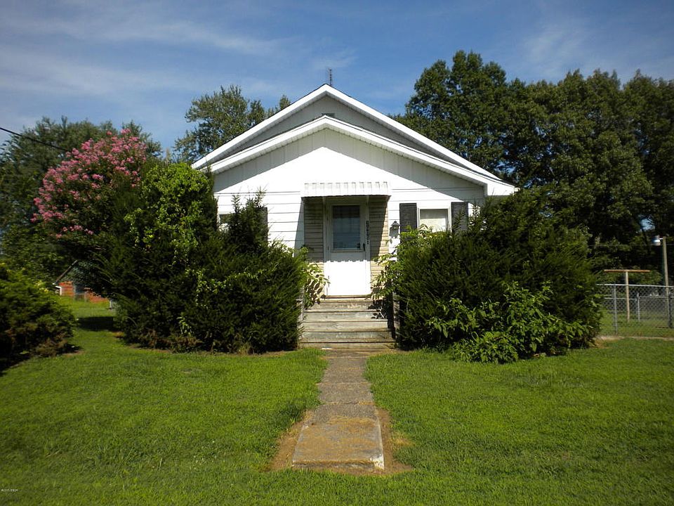 1st image of 2606 Carnahan St