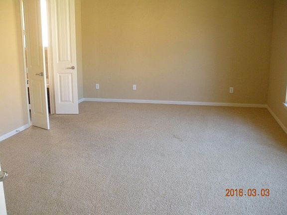 4th image of 11132 Yorkshire Ln