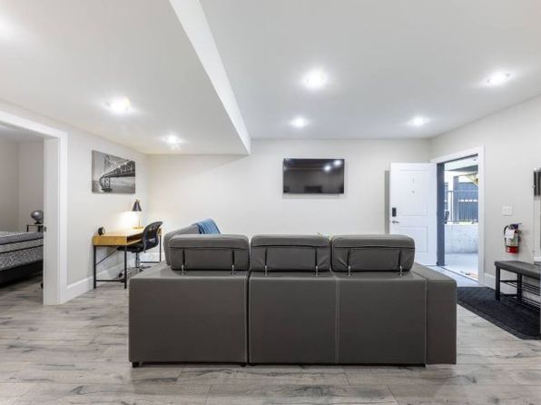 13801 60th Ave, Surrey, BC V3X 0H3