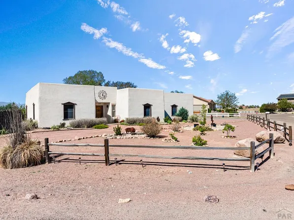576 W Archer Plz, Pueblo West, CO 81007