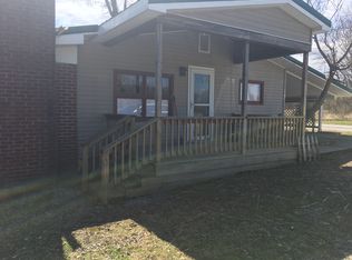 2678 S Cambon Dr, West Frankfort, IL 62896