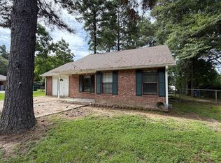 1862 Old Richton Rd, Petal, MS 39465