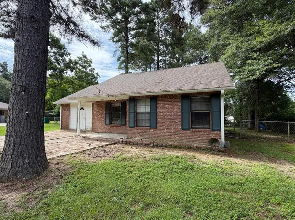 1862 Old Richton Rd, Petal, MS 39465