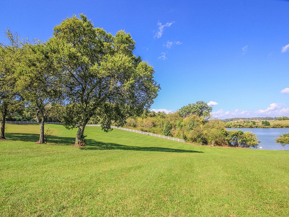 1st image of Riverbrook Dr